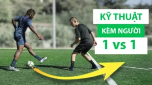 Hướng Dẫn Chi Tiết Về Kỹ Thuật Kèm Người Trong Bóng Đá Hiện Đại
